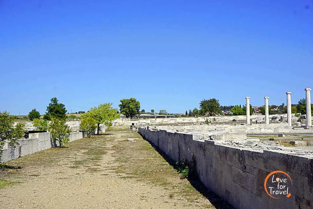 Κεντρικός δρόμος της αρχαίας αγοράς - Επίσκεψη στο αρχαιολογικό μουσείο Πέλλας