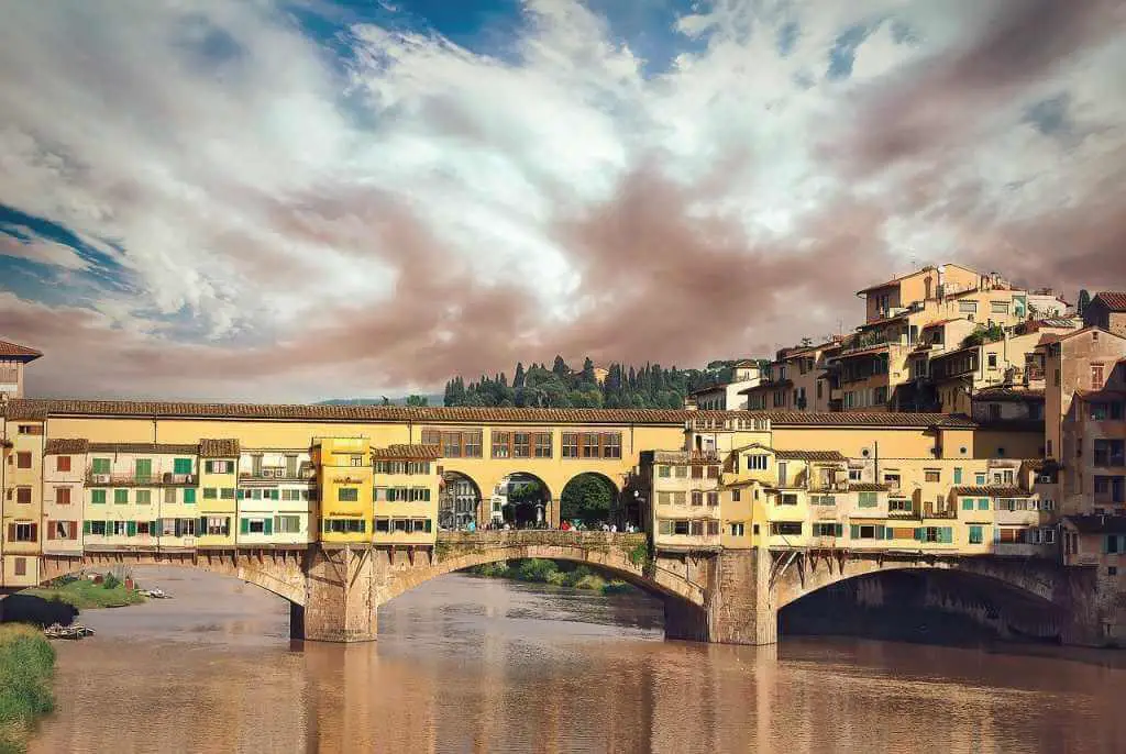 Ponte Vechio - Φλωρεντία, Αξιοθέατα & Διαμονή στην πιο γοητευτική Ιταλική πόλη