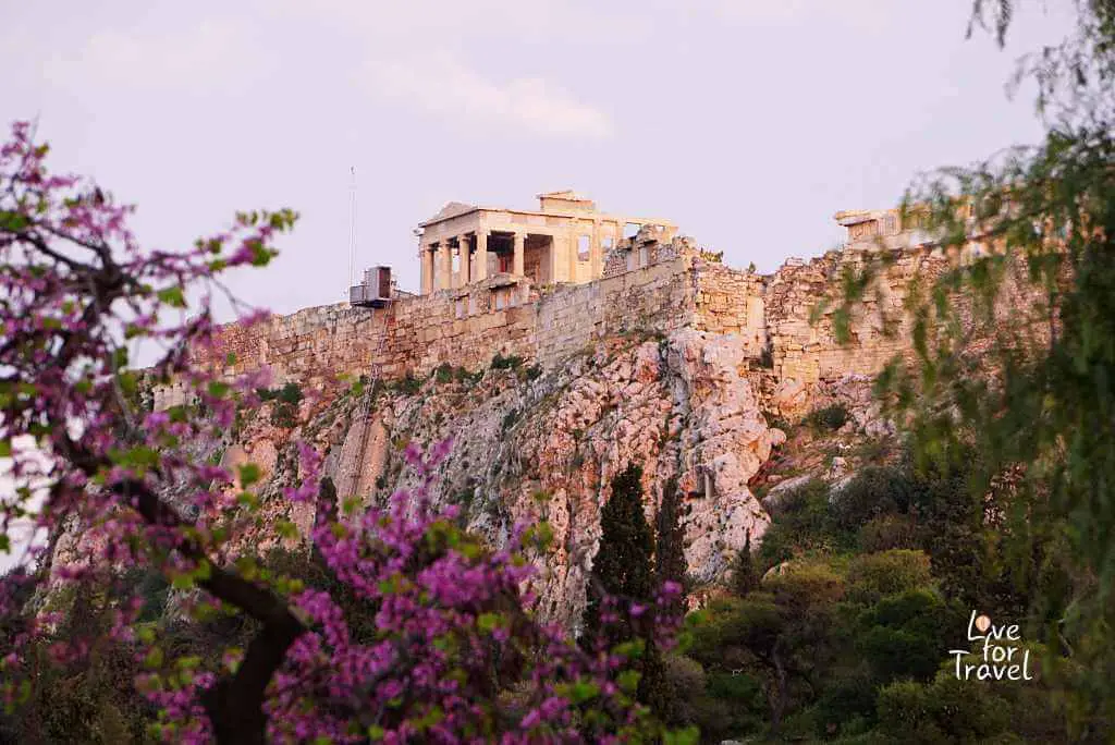 akropolis - dorean eisodos se mouseia & archaiologikous chorous