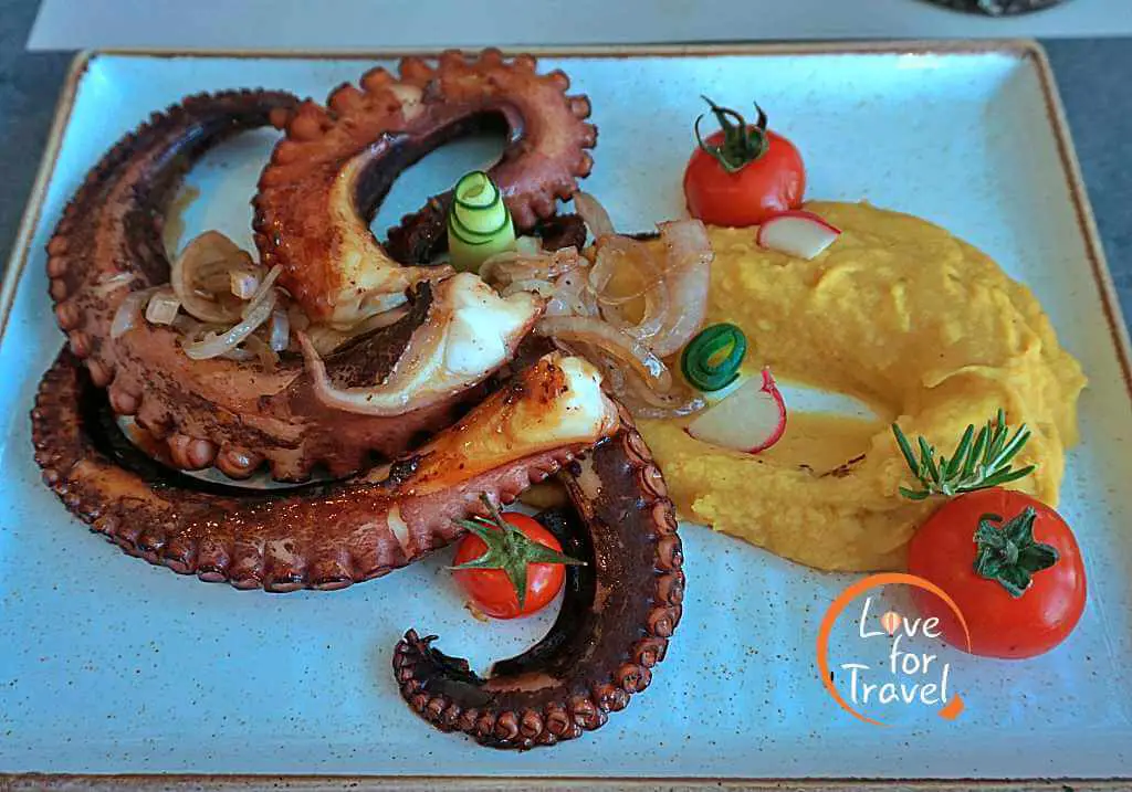 Καραμελωμένο χταπόδι, Nautilus - Τα καλύτερα εστιατόρια της Πάτμου