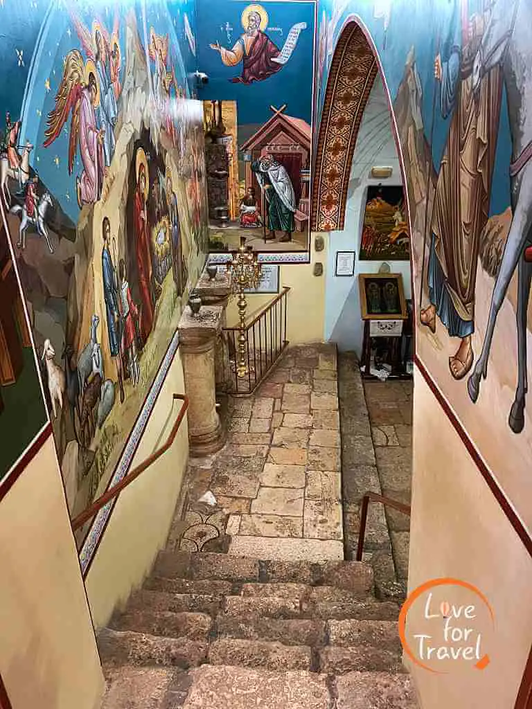 Τα σκαλοπάτια που οδηγούν στο σπήλαιο των Ποιμένων - Άγιοι Τόποι, τα Σημαντικότερα Ιερά Προσκυνήματα